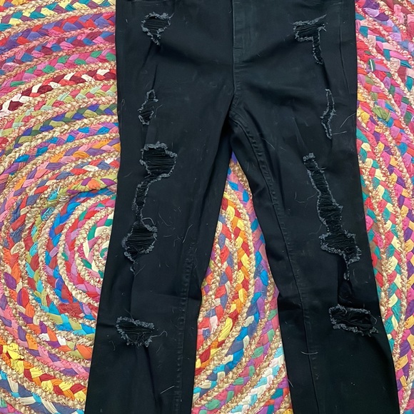 HOLLISTER women’s black ripped jeans - Picture 2 of 4